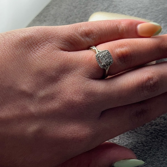 Set de anillo de compromiso y alianza de Oro blanco 10k - Picture 6 of 12